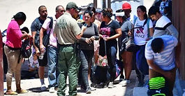 大赦新闻是假，但偷渡客给身份是真，或许你可申请这一种