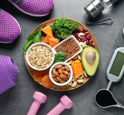 Is there such a thing as a sports nutritionist? Where can I find sports nutrition courses in Chennai? What is a sports nutritionist called? How much does the sports dietitian cost?