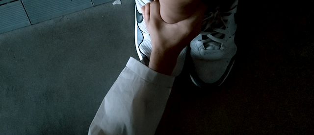 右腕_スチル_失われた左腕 cinemascope.png