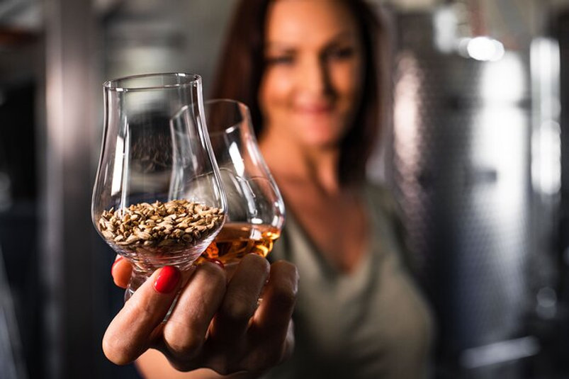 What’s the Difference Between Single Malt and Blended Whisky?