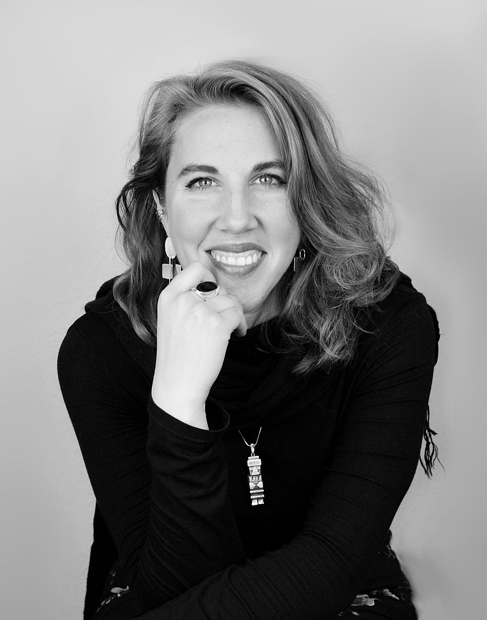 Headshot_Julia Katolla.jpg