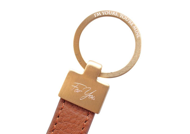 Keyring scribing machine