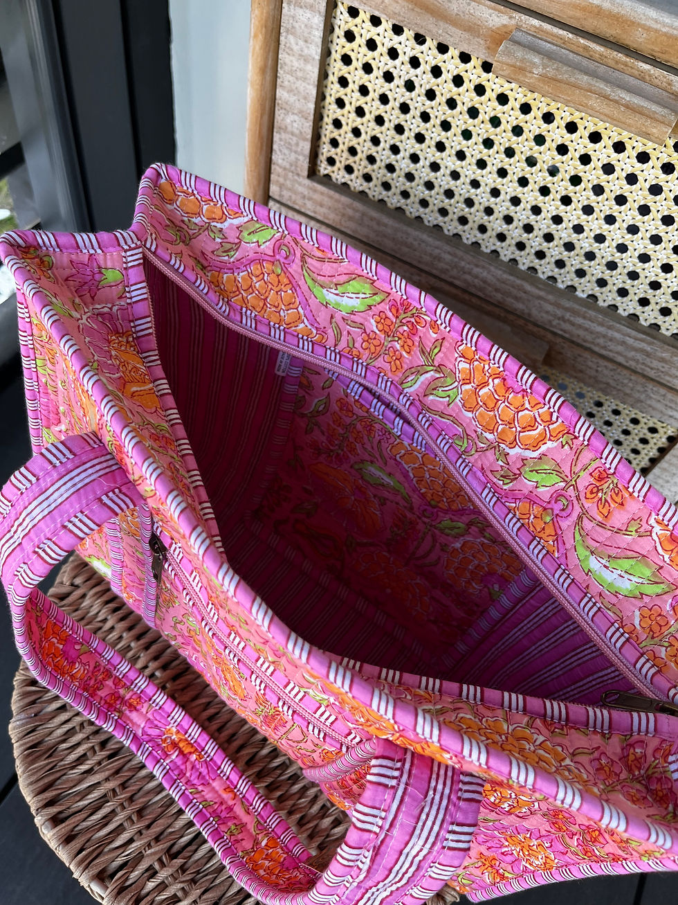 Thumbnail: Tote bag ‘Passion flower’- roze/orangje