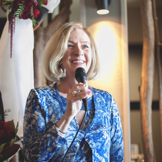 Rhonda The Celebrant - Sydney Marriage and Wedding Celebrant