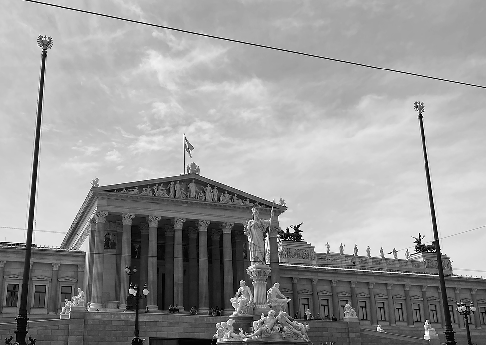 Photo d'une façade de tribunal