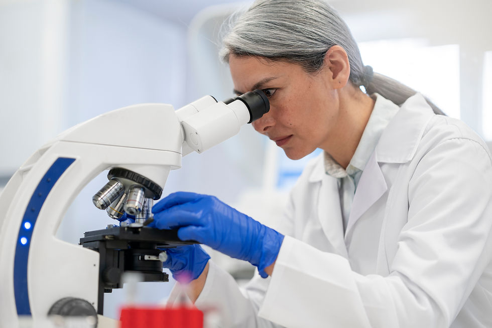 Espermograma em laboratório para avaliação da fertilidade masculina e qualidade dos espermatozoides