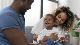 O custo da parentalidade e a queda da fertilidade