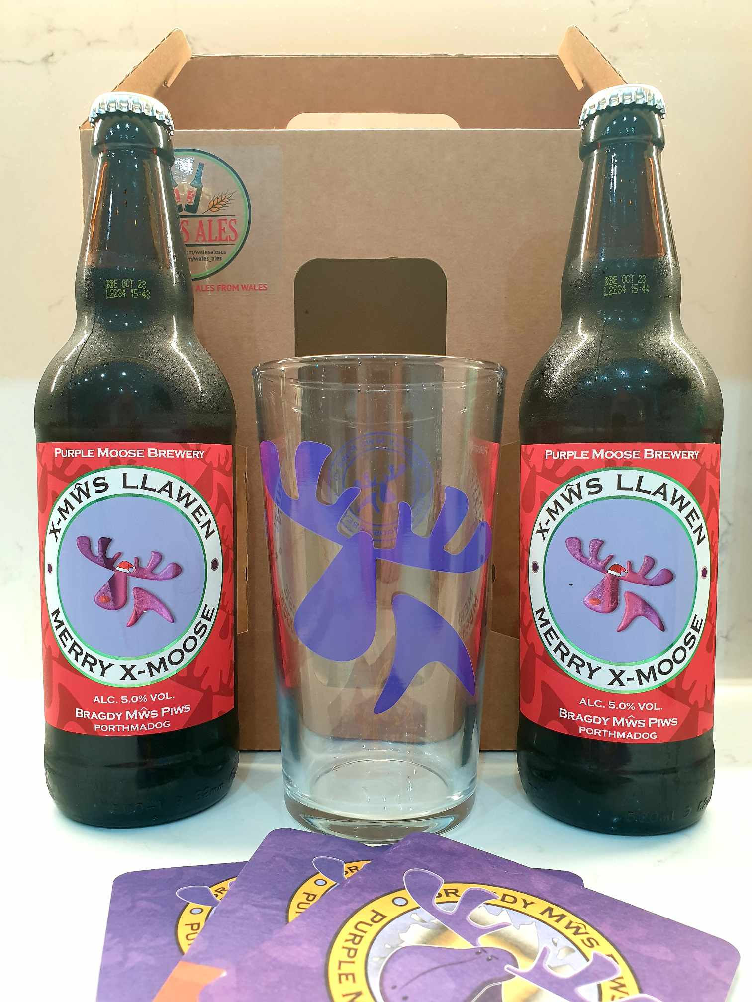 PURPLE MOOSE GIFT SET - 2 x Purple Moose beers & limited edition pint glass