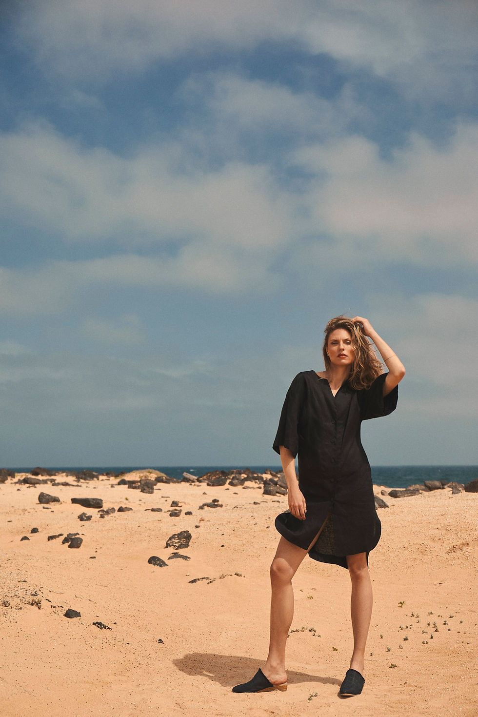 Miniatura: Vestido camisero lino negro
