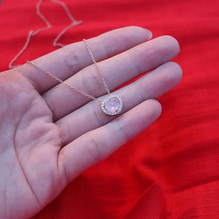 Thumbnail: Commemorative K-Series Diamond Pendant (Heart Shape) KNL01
