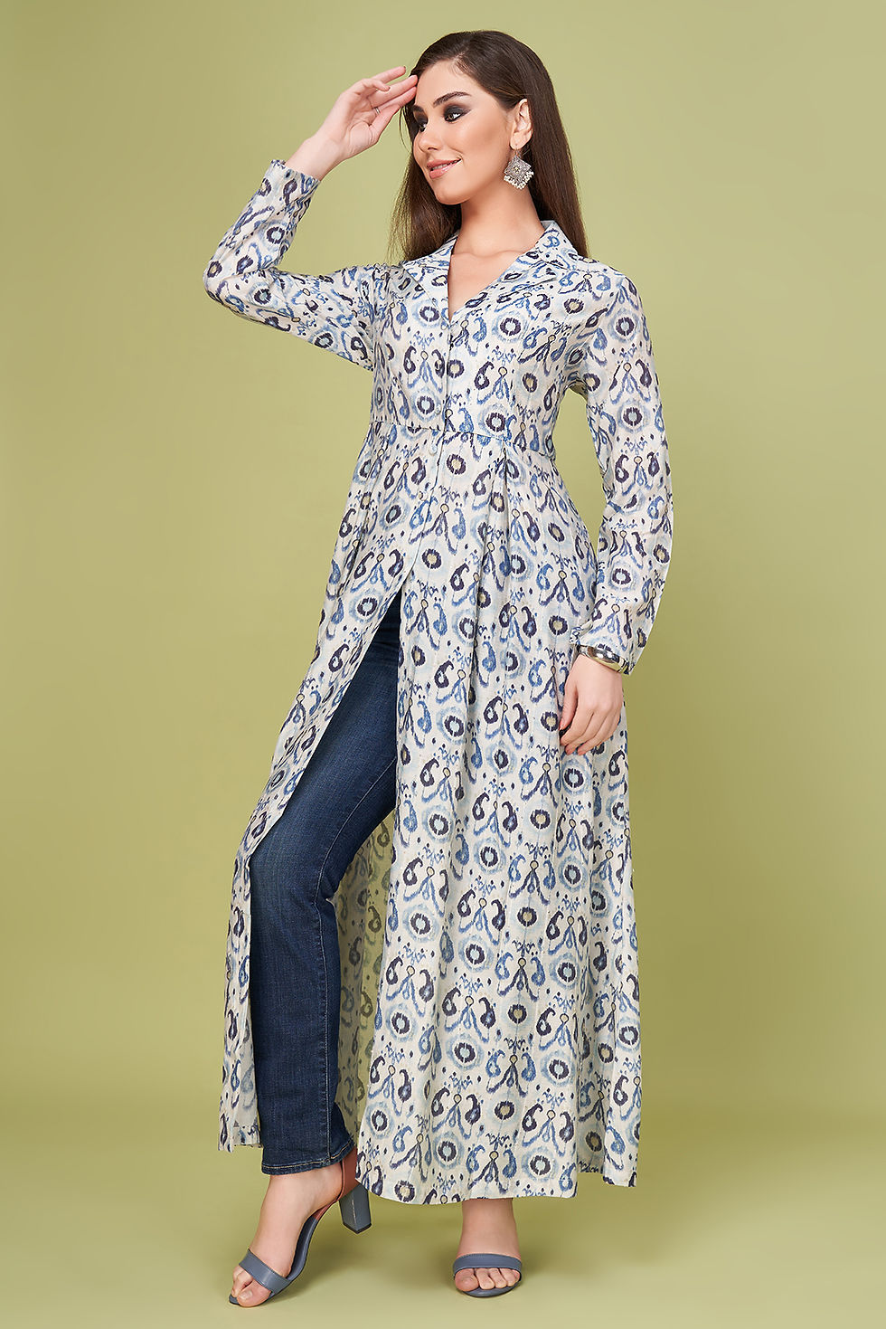 Thumbnail: Global Glam RZ40