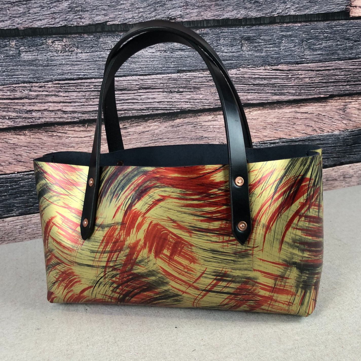 Minimalist Gold Motif Bag