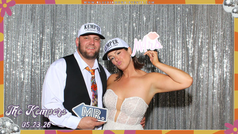 Jennifer + Konrad, Wedding, The Country Club of Missouri, Columbia, MO, Blue Diamond Events Weddings , Art and Soul Foto, best, local, wedding planner, wedding coordinator, luxury, designer, design, producer, production, Lisa Wampler, photo booth rentals