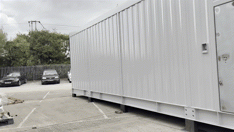 Remove_rubbish_from_video_floor_202609081613.gif