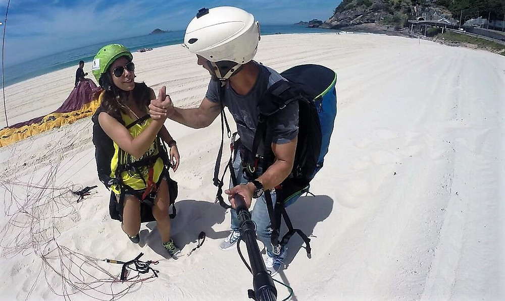 viaje com pouco - voo de parapente em sao conrado rio de janeiro