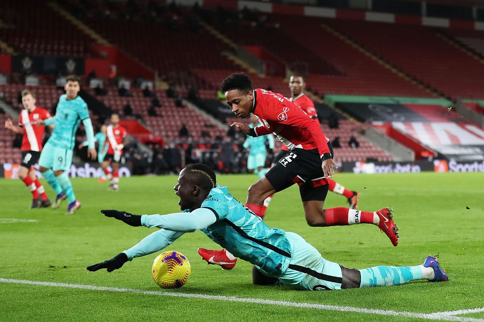sadio mane falling down