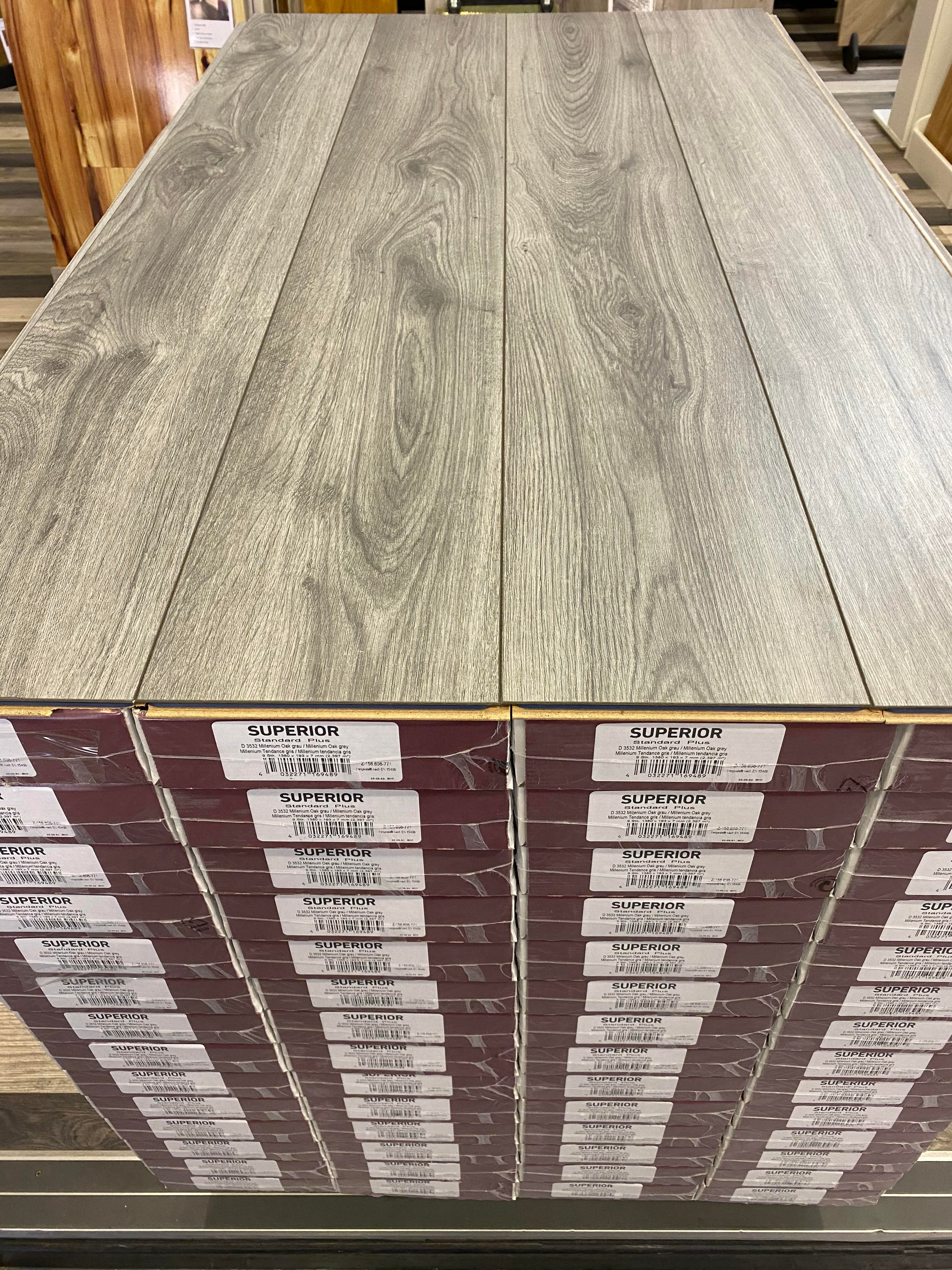 7mm Laminate Superior Millenium Oak