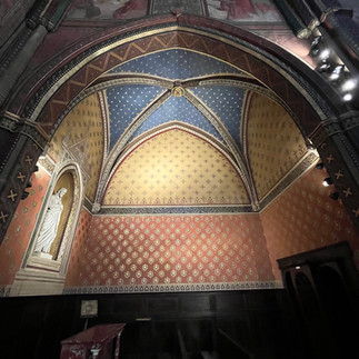 Muy bella pintura en el techo de esta nave de esta iglesia de Toulouse.