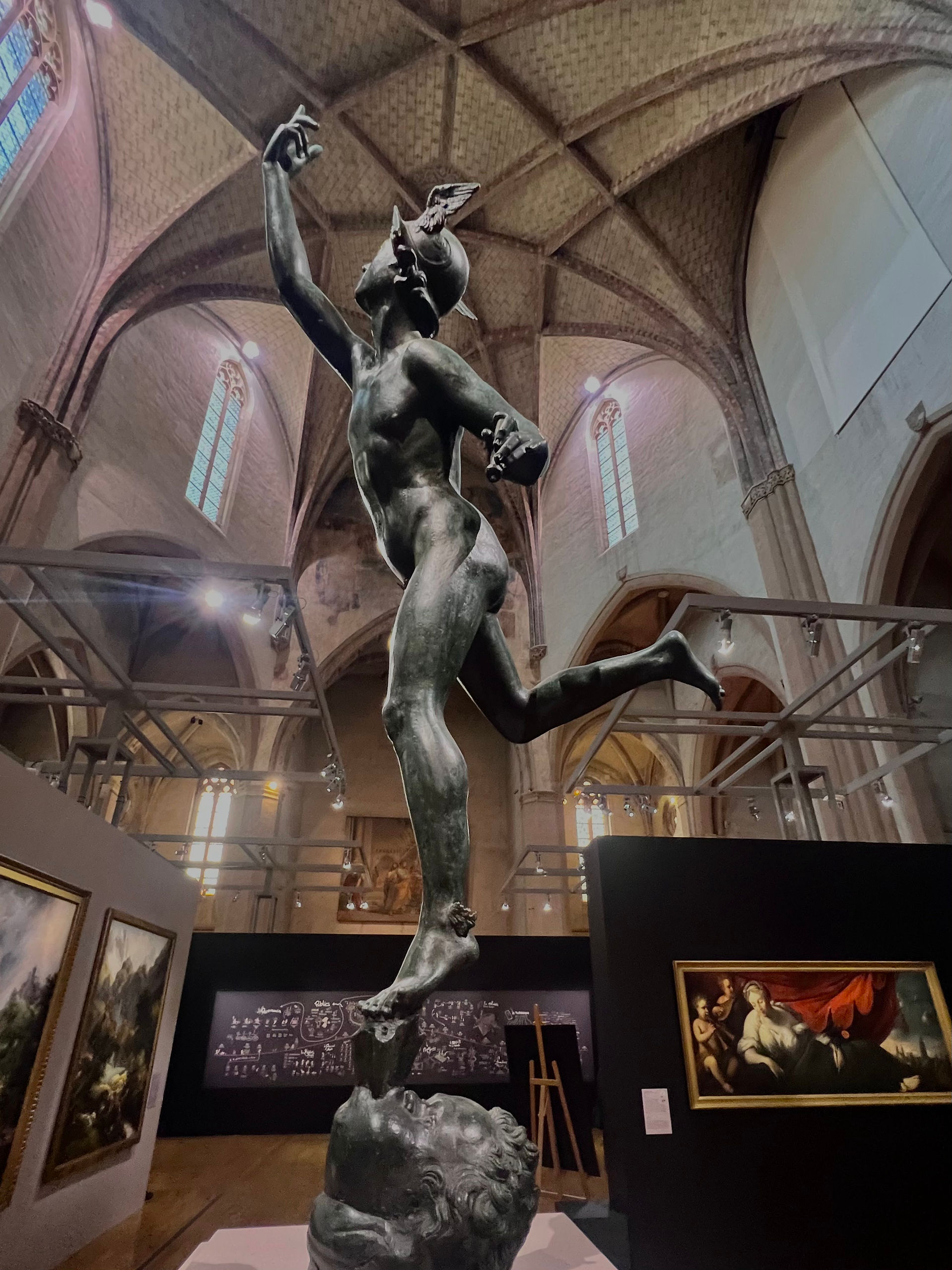 Très bel statue du dieu " Apollo " au Musée des Augustins de Toulouse.