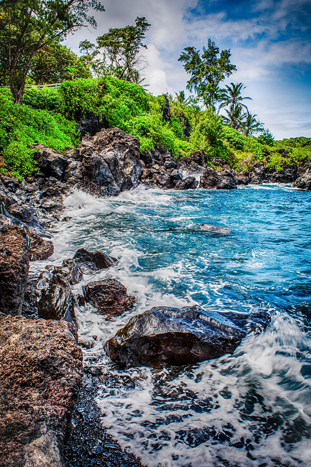 Waiʻānapanapa Waves