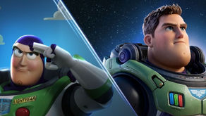 "Más allá del Infinito: Buzz y el viaje hacia Lightyear" de Tony Kaplan