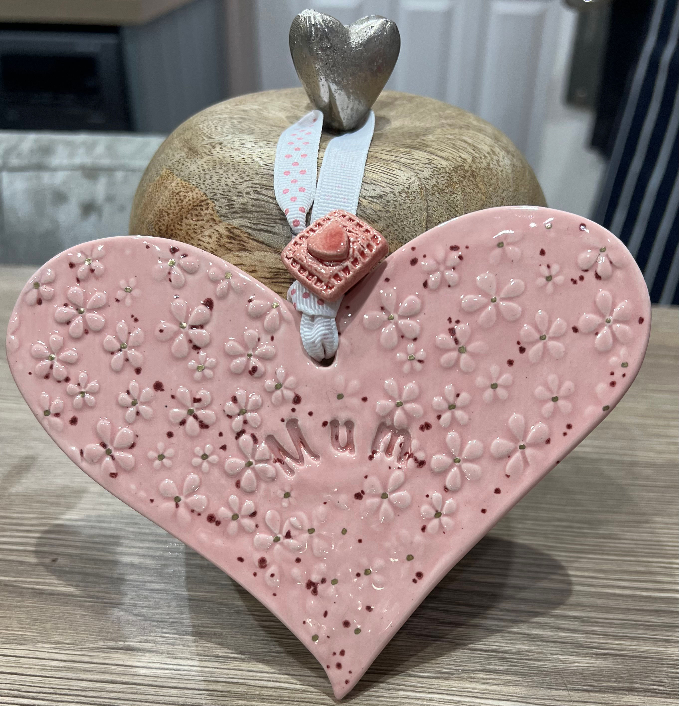Large Heart ‘MUM’ with heart Charm