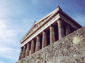 Greek SMBs attract interest from International Funds (in Greek)