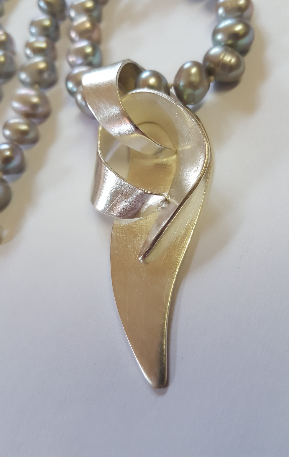 Thumbnail: Silver Curves Pendant