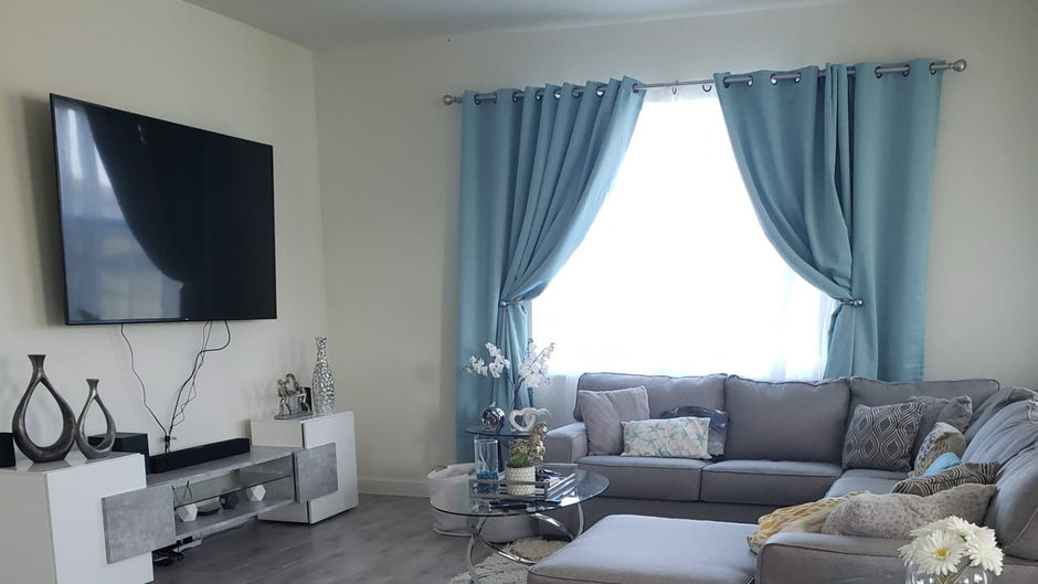 Summer Living Room Decor