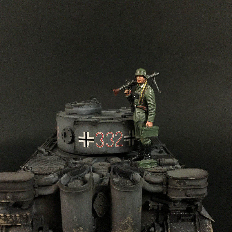 Thumbnail: War Park KU085 Wehrmacht Tank Rider with MG34 #5
