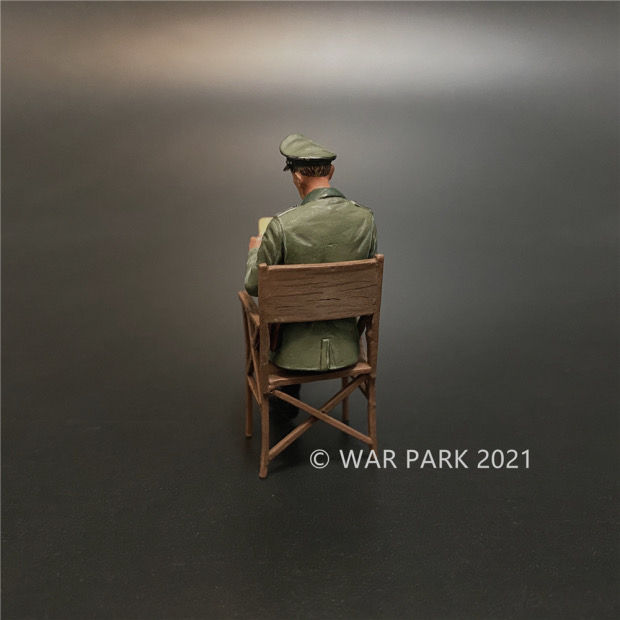Thumbnail: War Park NO004 Wehrmacht Officer Reading the Document