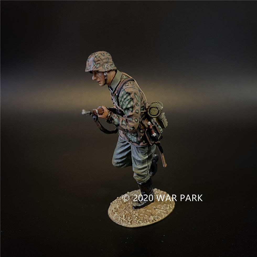 Thumbnail: War Park KU055 Das Reich SS Soldier Charging with Rifle
