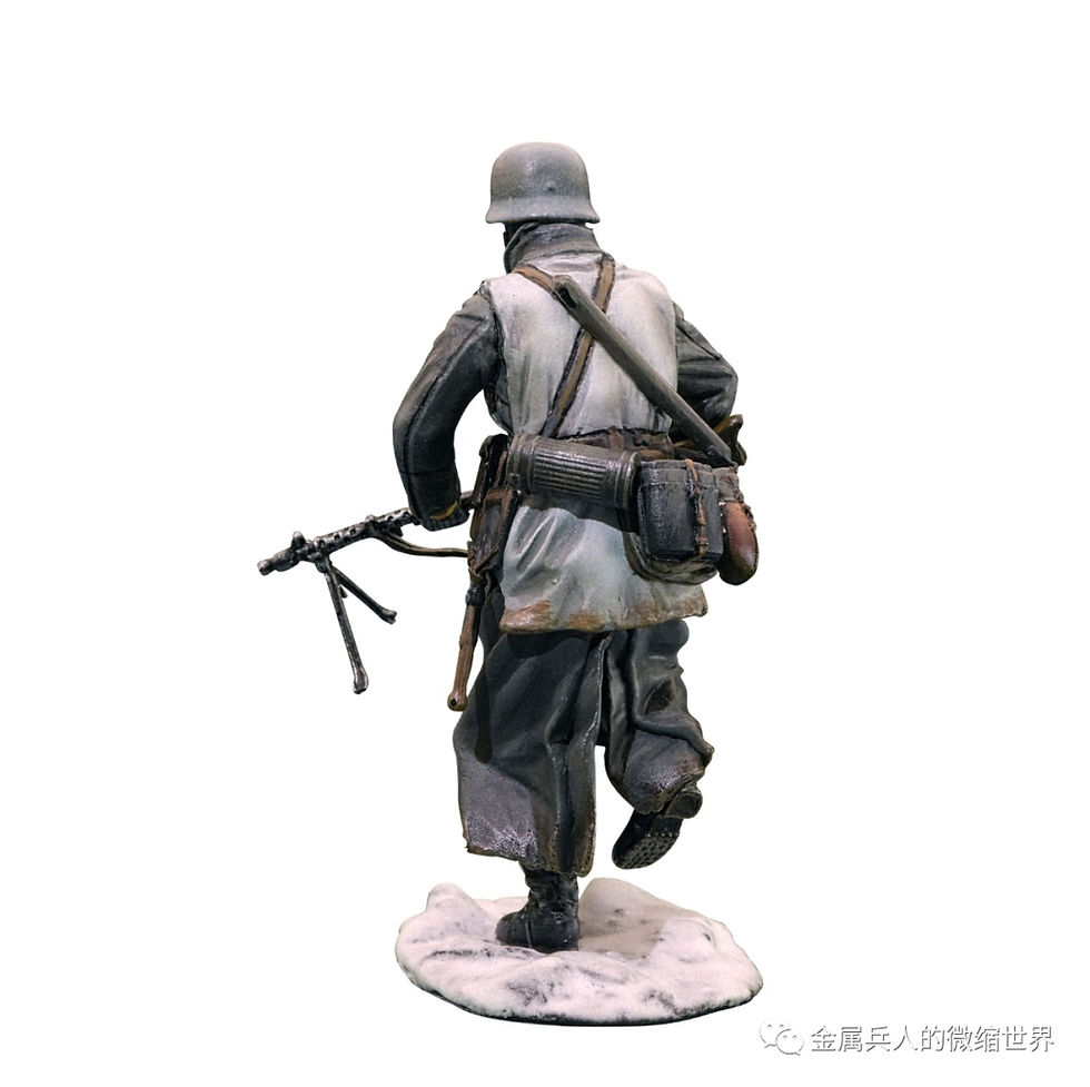 Thumbnail: Xuan Hua XHSG005 German Soldier Running with Machine Gun