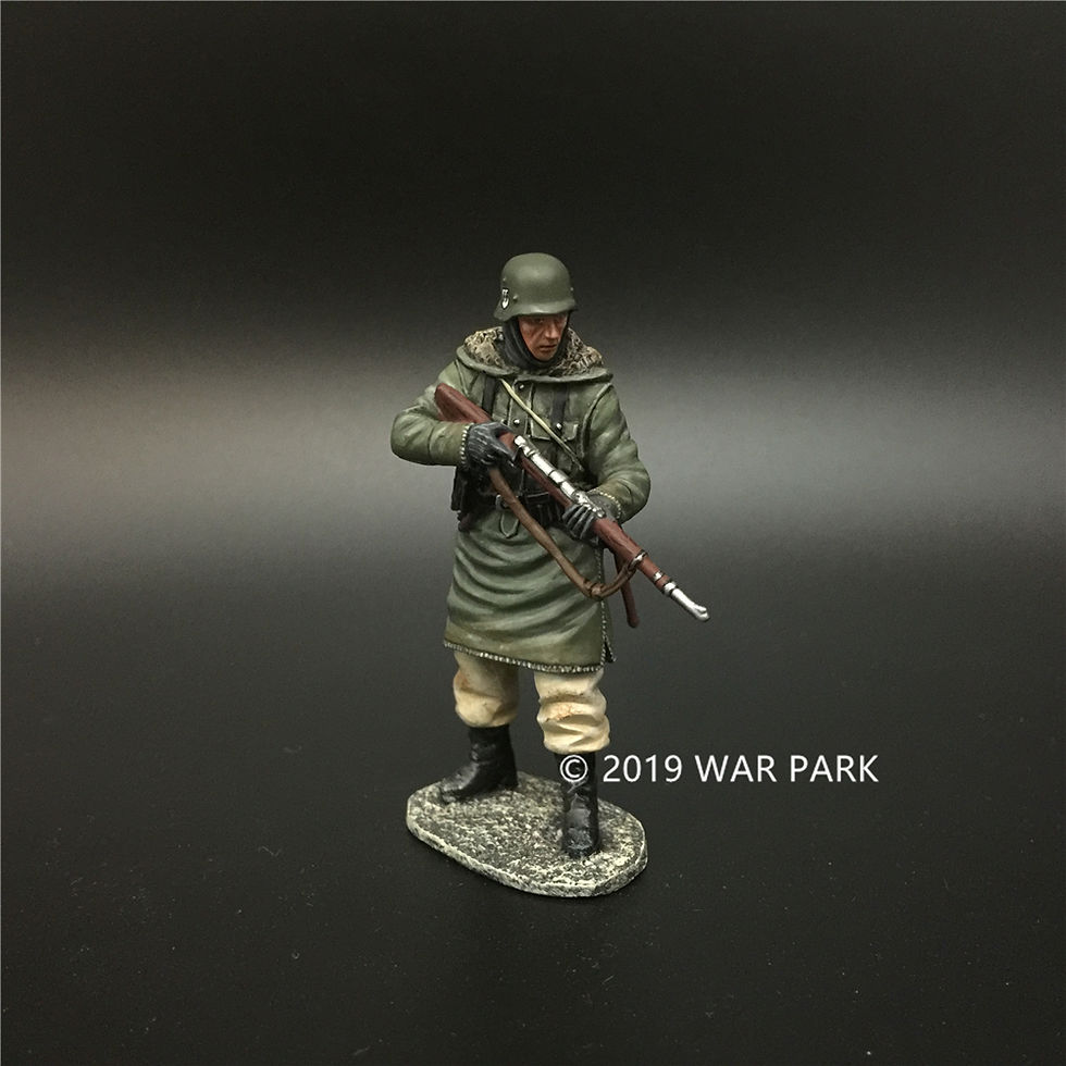 Thumbnail: War Park KH047 LSSAH soldier standing with 98k rifle