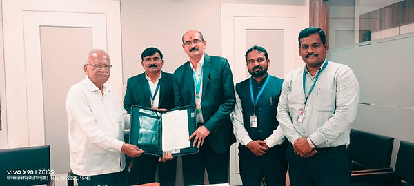 WhatsApp Image 2025-12-13 at 17.45_edited.jpg