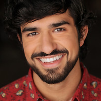 Ninos Baba Headshot (1)-1-2.jpg