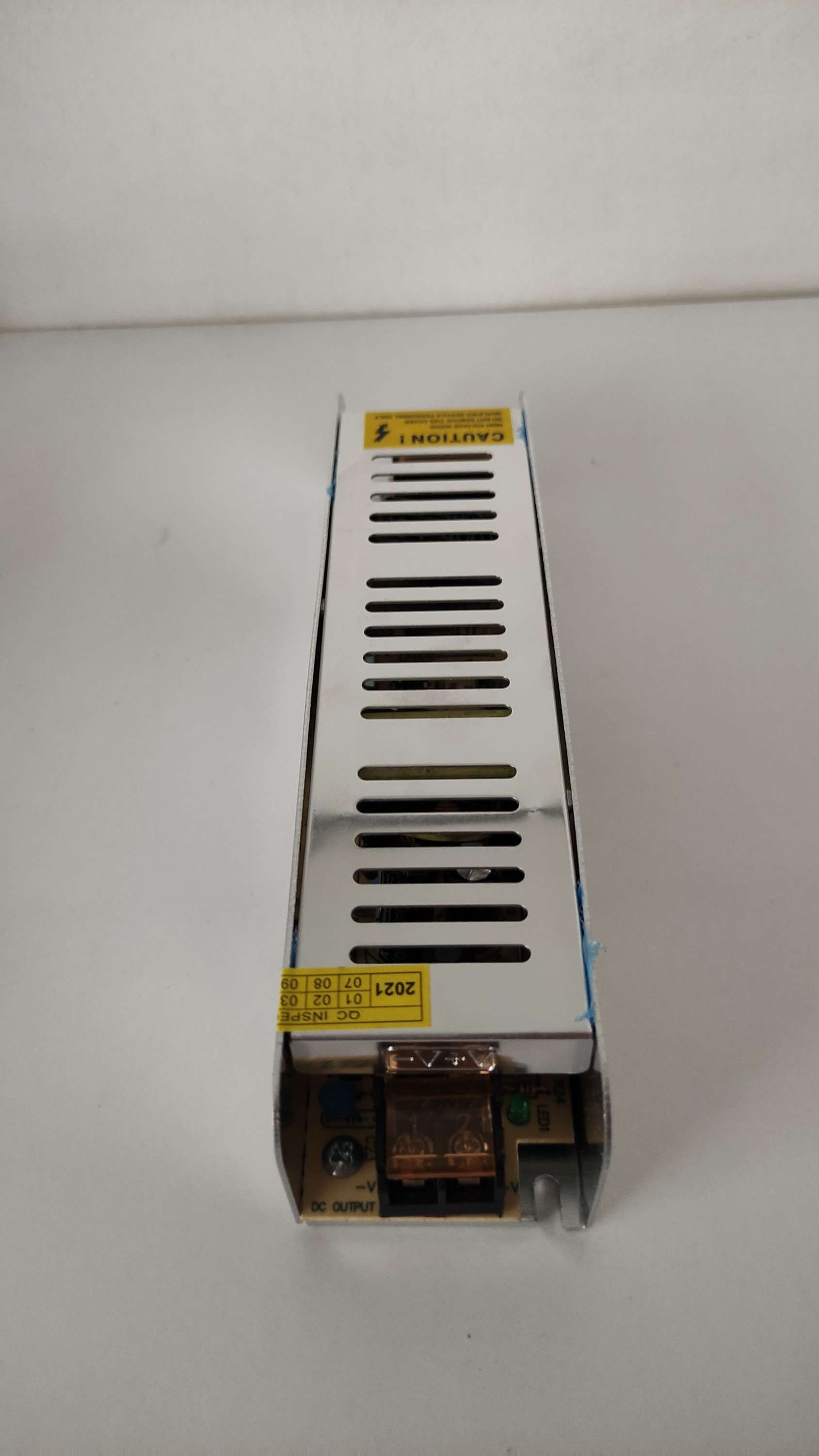 POWERMASTER 12 VOLT - 10 AMPER - 120 WATT SLIM METAL KASA ADAPTÖR 