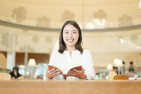 奥田麻菜美読書ウィーク.jpg