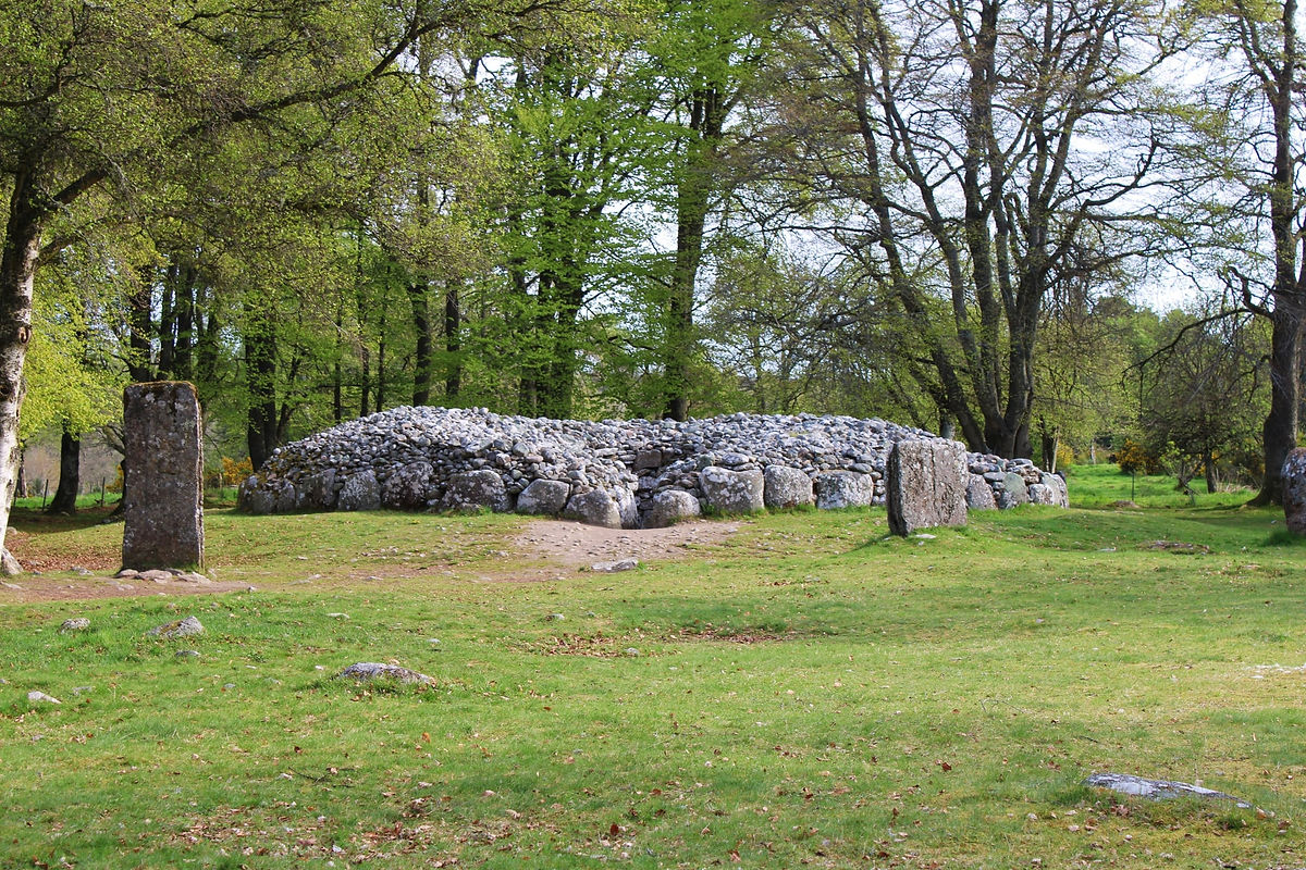 Clava Cairns
