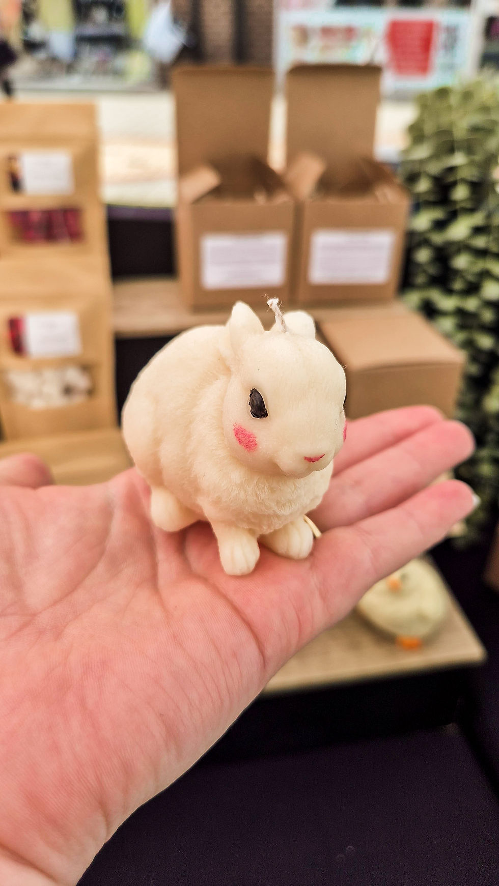 Thumbnail: Decorative Chocolate-Scented Bunny Candle