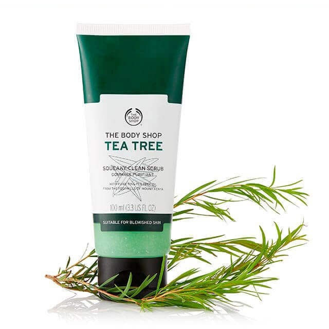 Tẩy tế bào chết cho da mụn The Body Shop Tea Tree 3-in-1 Scrub