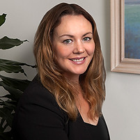 Russell_Emma_340x370.jpg