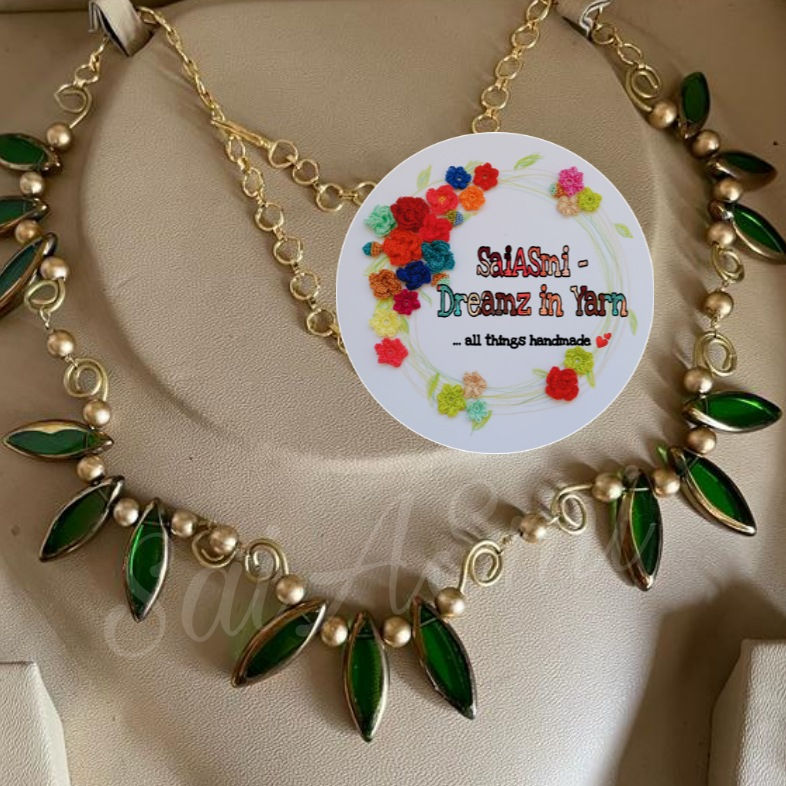 Leafy Elagance (Green)