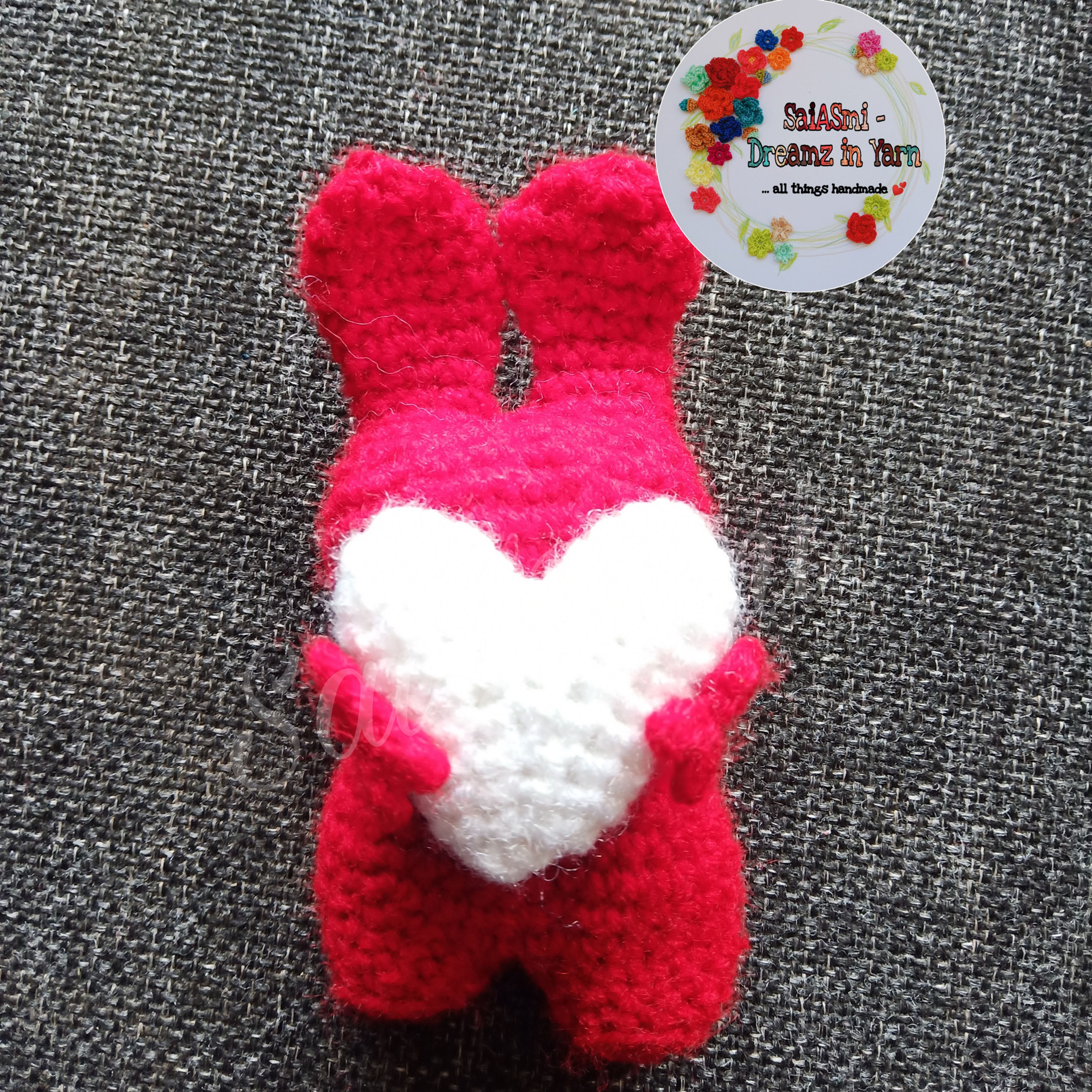 Set of 2 - Abstract bunnies much! (Can be made to order - DM)
