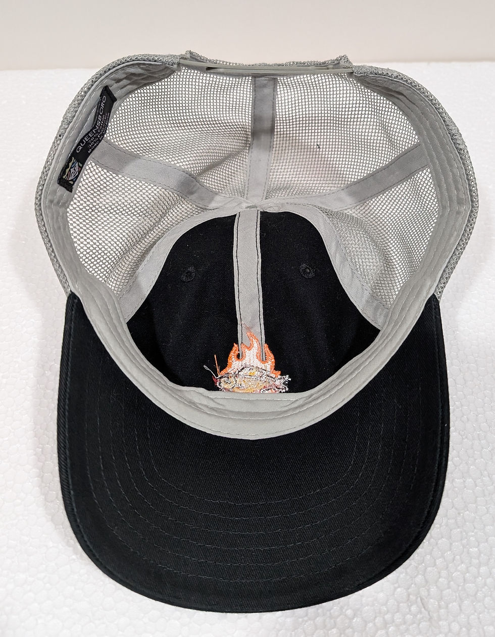Thumbnail: HOOKED HPF Logo Black Grey Snapback Mesh Back Trucker Hat