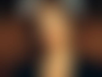 Vintage vs. Retro Fashion – How It Shapes Luxury Style