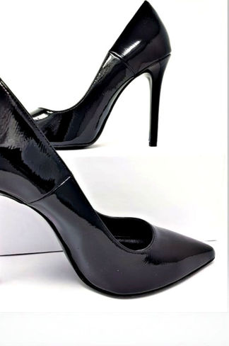 Black Pumps Handmade in Italian Leather Sole & Patent Finish