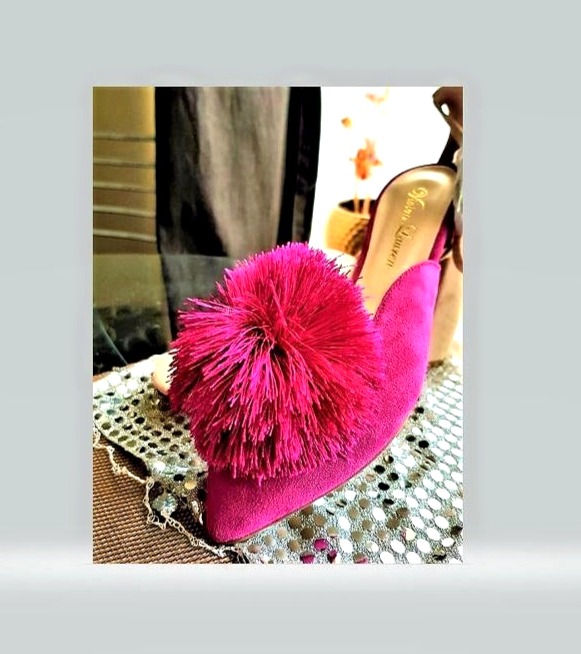 Go Flat in elegant Style - in every occasion - Designed by Vivien Lauren