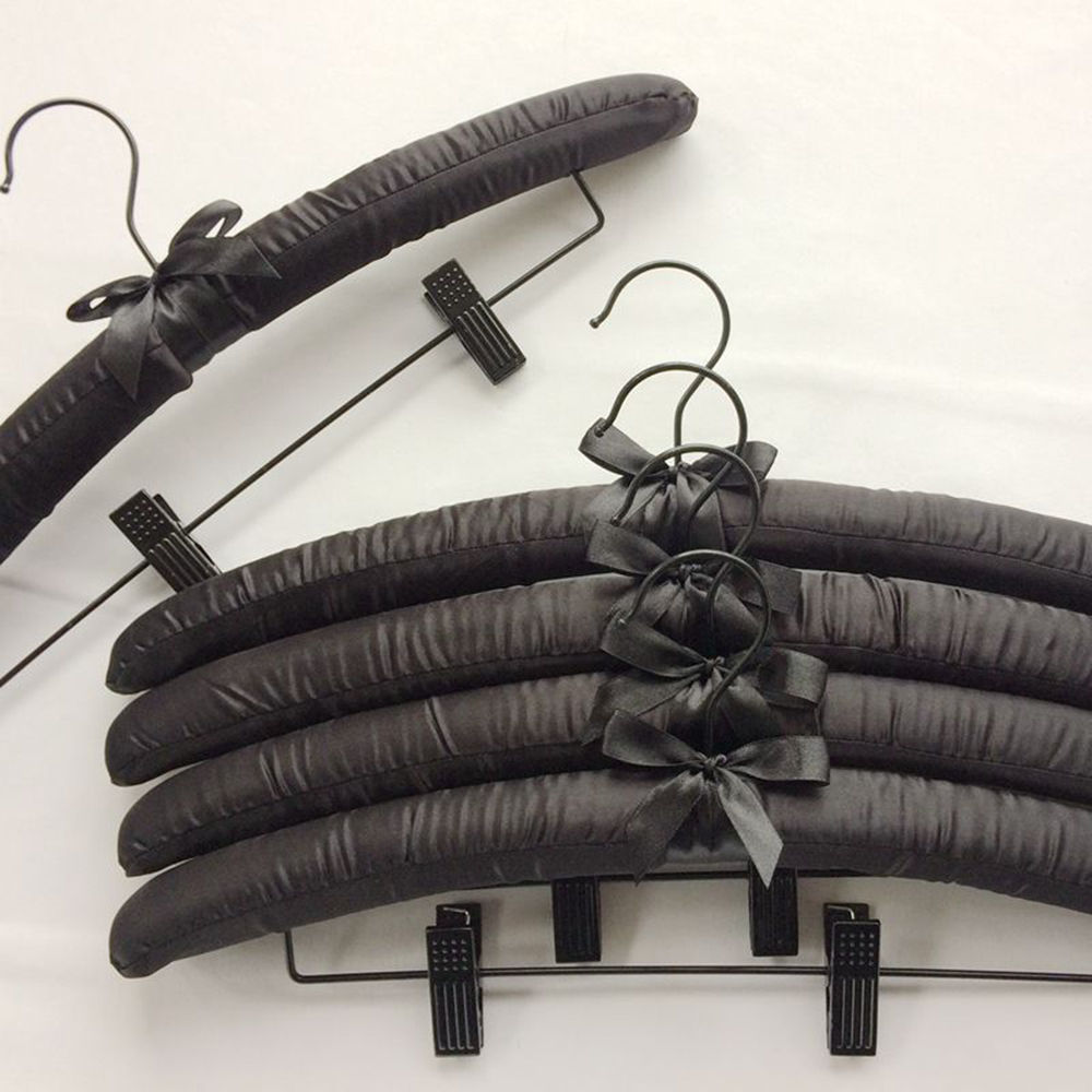 SH-016 男裝黑色衣褲架