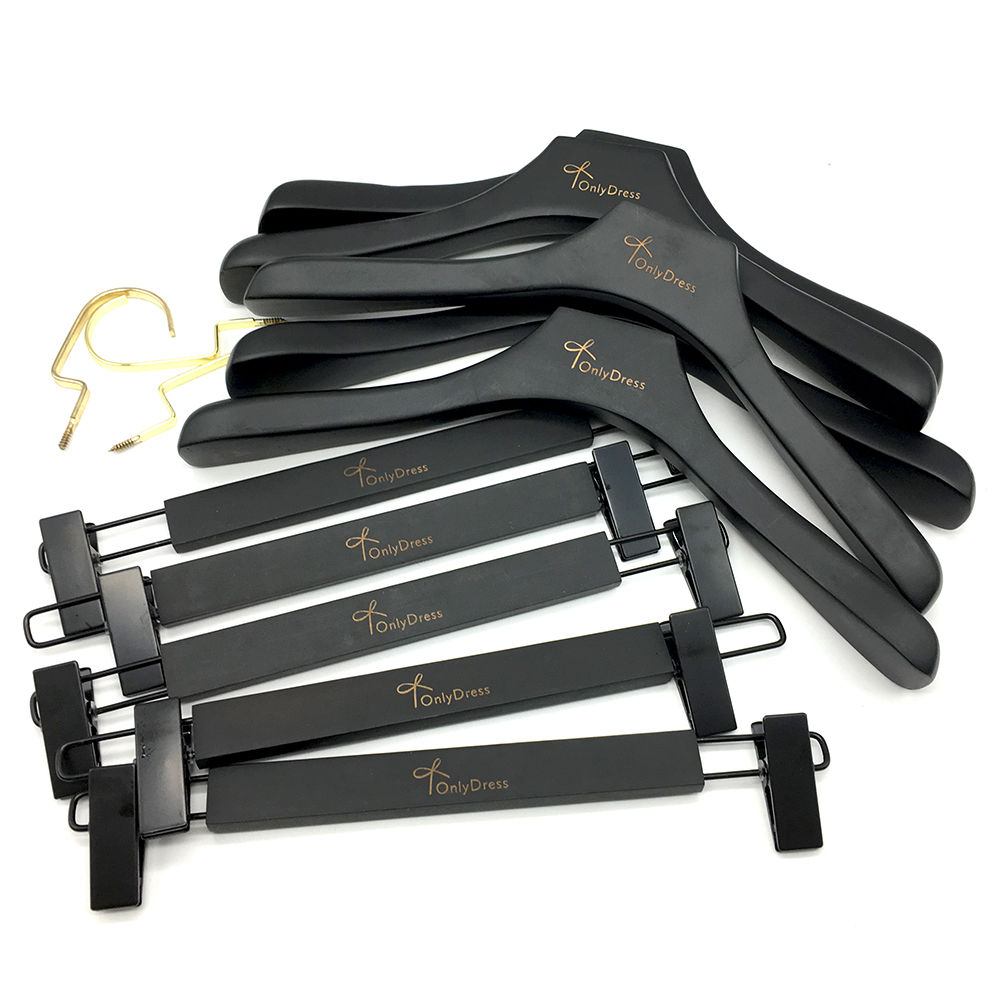 Only Dress服飾衣架